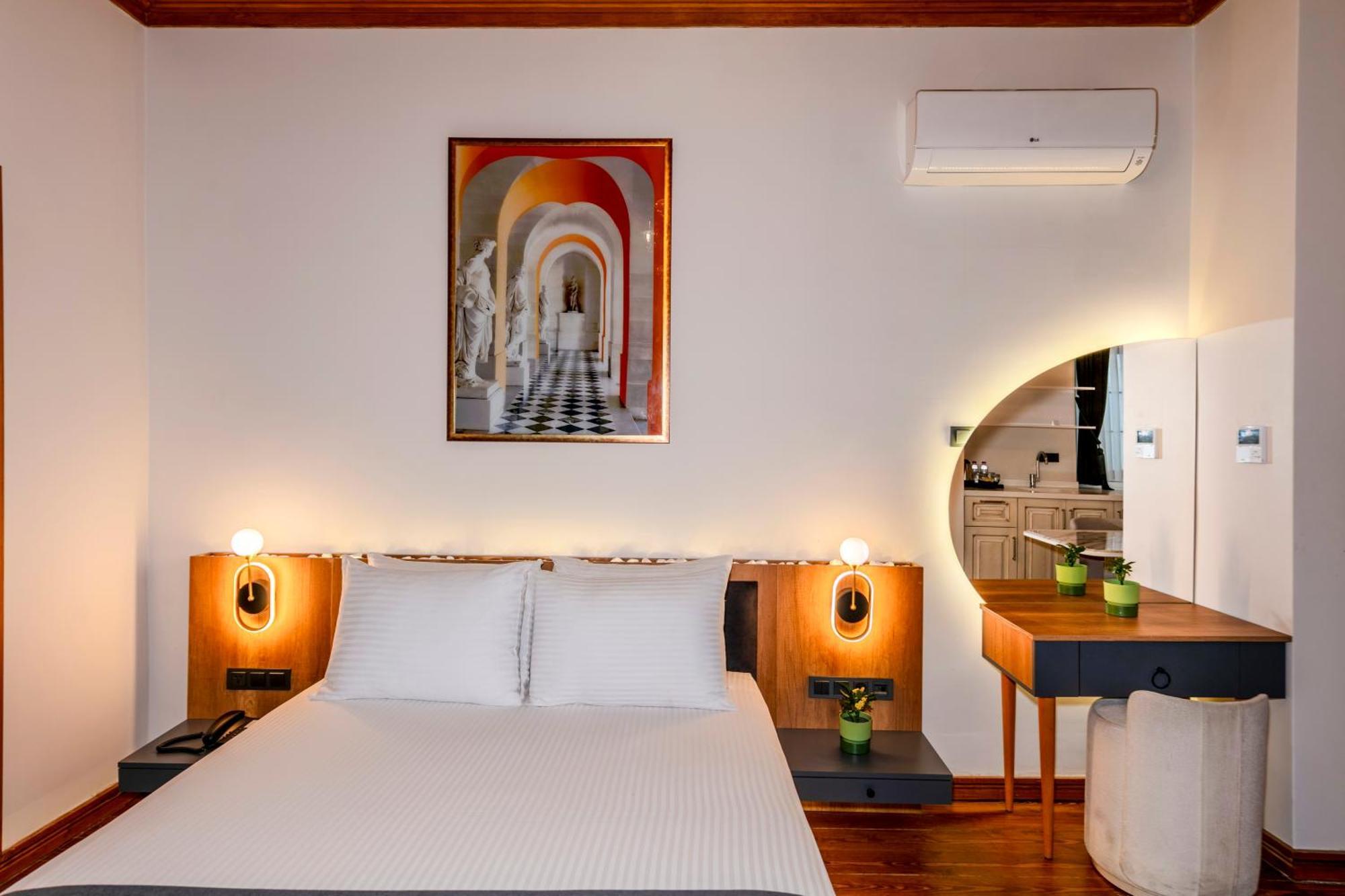 Elmira Pera Hotel & Spa - Special Class Istanbul Exterior photo